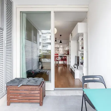 Portuense 107 - Bright Flat *